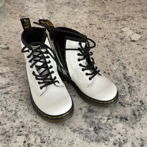 Dr. Martens Kids - White - Picture 3 of 6